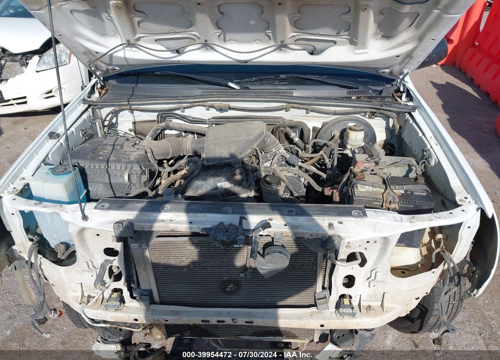 2015 TOYOTA TACOMA VIN: 5TFTX4CN3FX066386