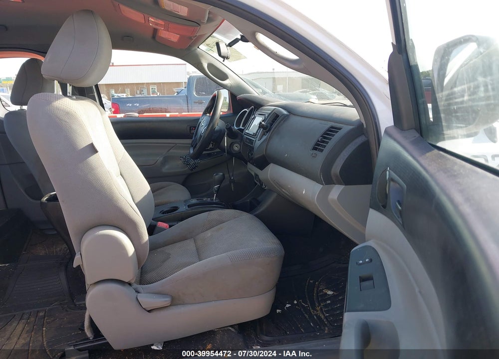 2015 TOYOTA TACOMA VIN: 5TFTX4CN3FX066386