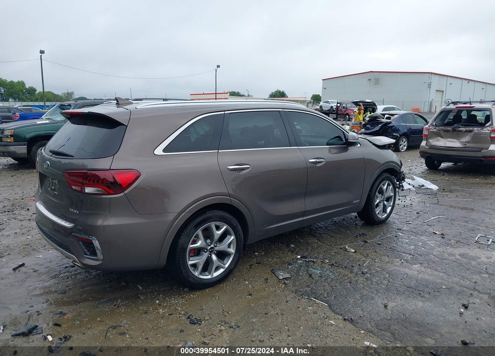 2019 KIA SORENTO 3.3L SX VIN: 5XYPKDA51KG499043