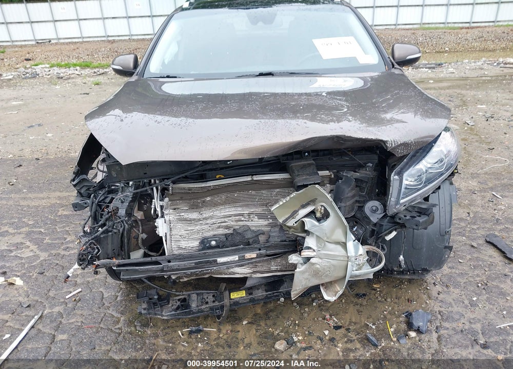 2019 KIA SORENTO 3.3L SX VIN: 5XYPKDA51KG499043