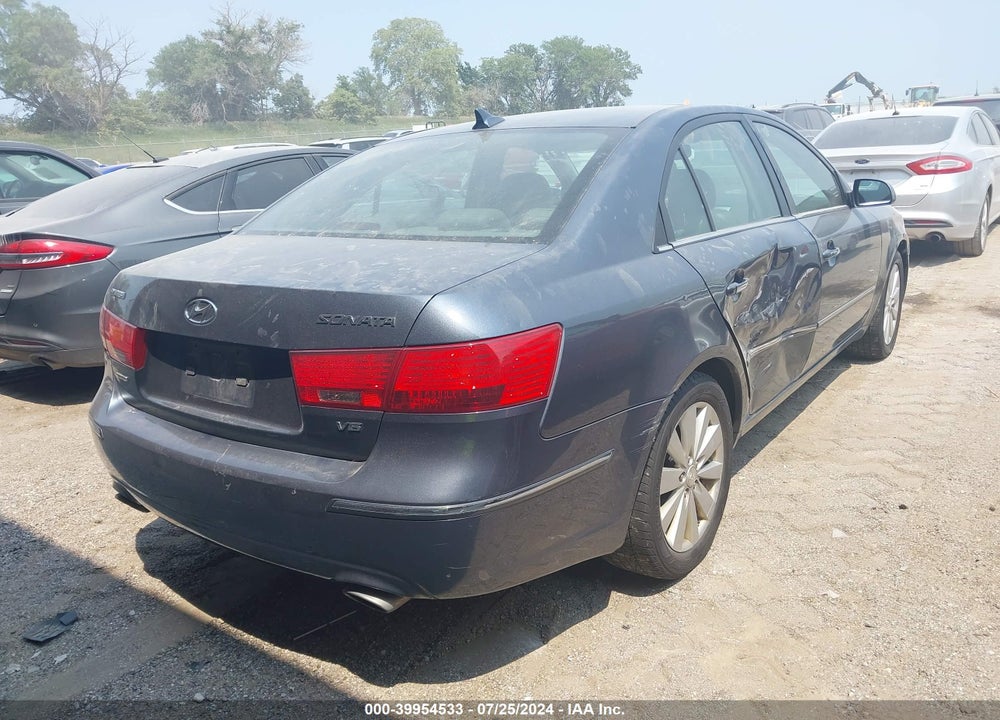 2009 HYUNDAI SONATA LIMITED V6 VIN: 5NPEU46F49H425489