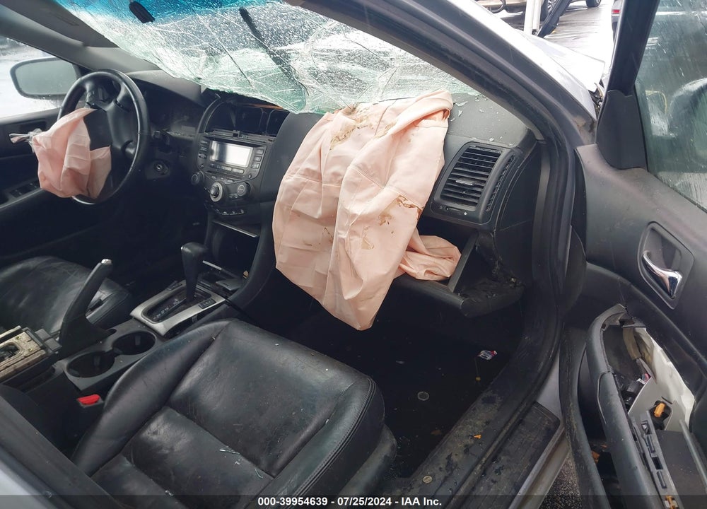 2005 HONDA ACCORD VIN: 1HGCM56875A003847
