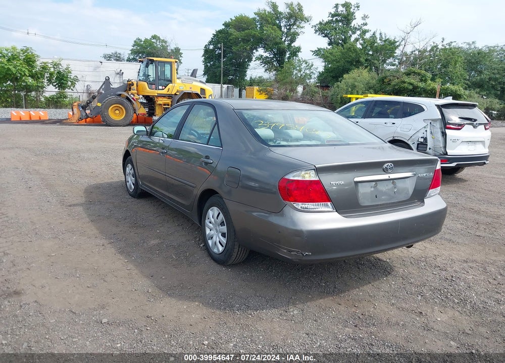 2005 TOYOTA CAMRY LE VIN: 4T1BE32KX5U974025