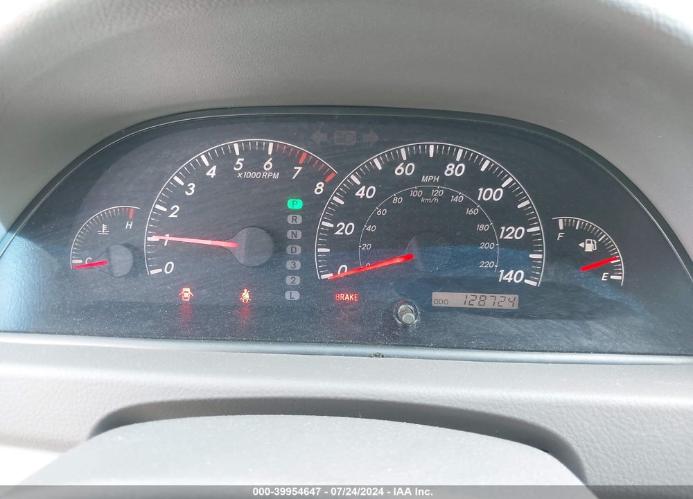 2005 TOYOTA CAMRY LE VIN: 4T1BE32KX5U974025
