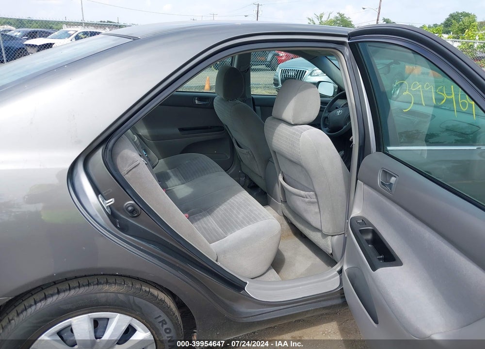 2005 TOYOTA CAMRY LE VIN: 4T1BE32KX5U974025