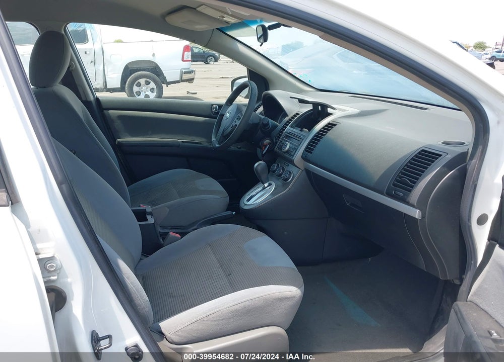 2011 NISSAN SENTRA 2.0S VIN: 3N1AB6AP2BL622850