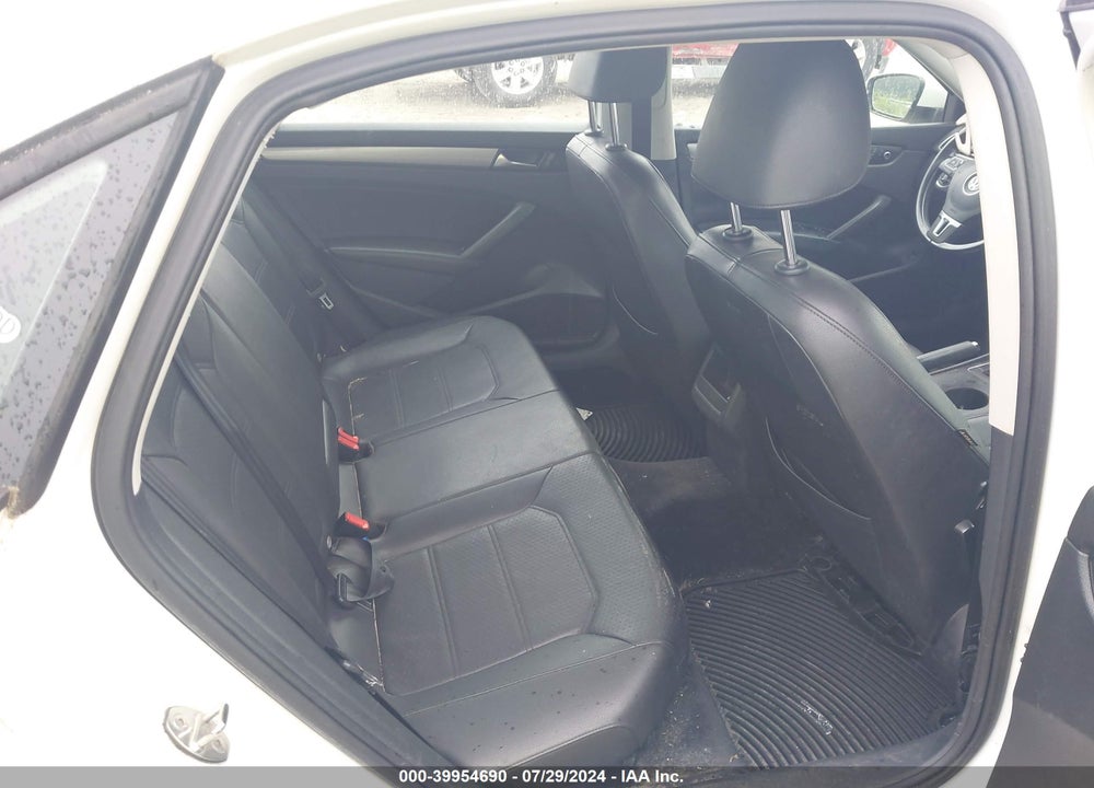 2015 VOLKSWAGEN PASSAT 1.8T WOLFSBURG EDITION VIN: 1VWAT7A34FC018115