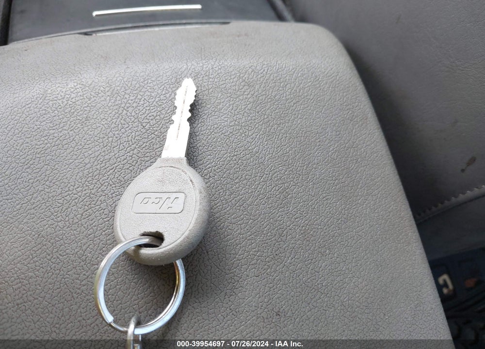 2005 CHRYSLER 300C VIN: 2C3AA63H75H612435