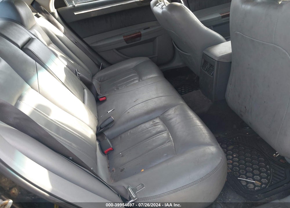 2005 CHRYSLER 300C VIN: 2C3AA63H75H612435