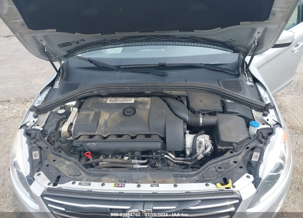 2016 VOLVO XC60 T6 PLATINUM VIN: YV4902RM0G2780196
