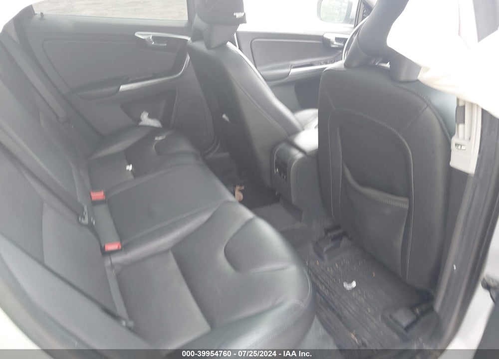 2016 VOLVO XC60 T6 PLATINUM VIN: YV4902RM0G2780196
