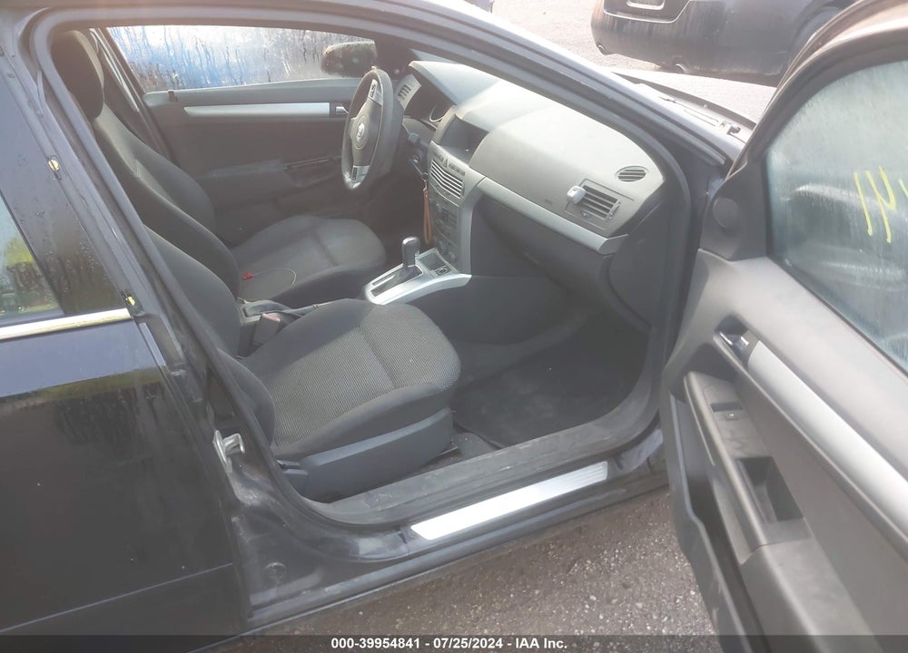 2008 SATURN ASTRA XR VIN: W08AT671385043185