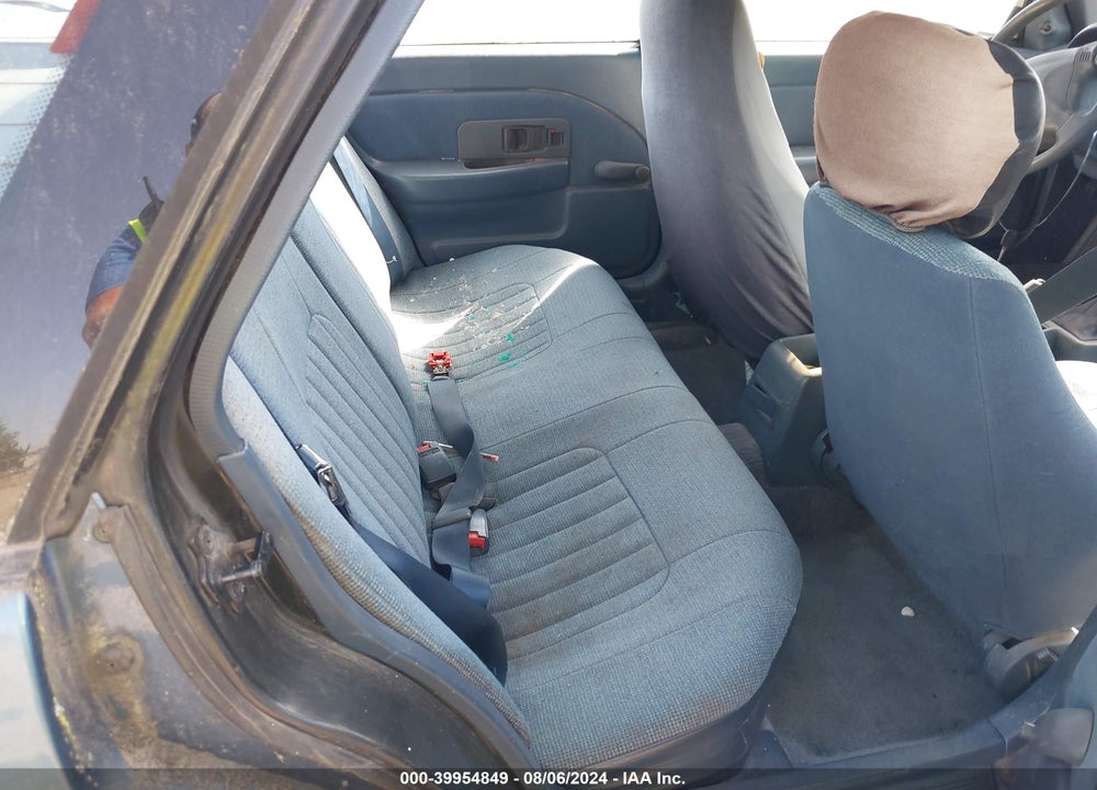 1993 SATURN SL1 VIN: 1G8ZG5598PZ106638
