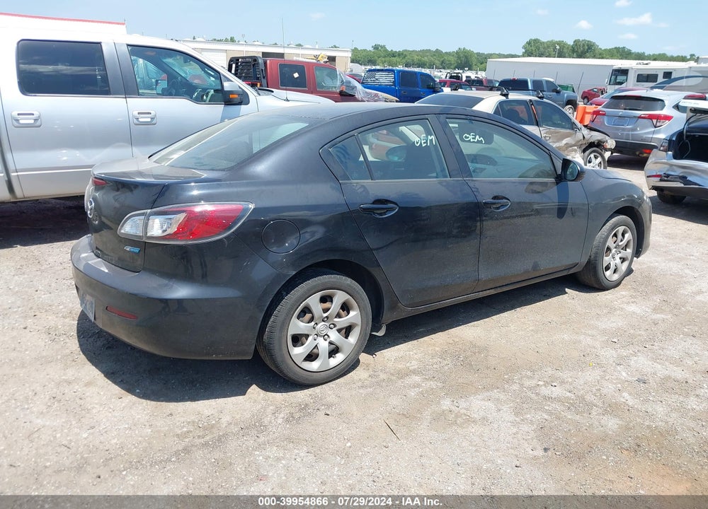 2013 MAZDA 3 I SPORT VIN: JM1BL1U79D1702251