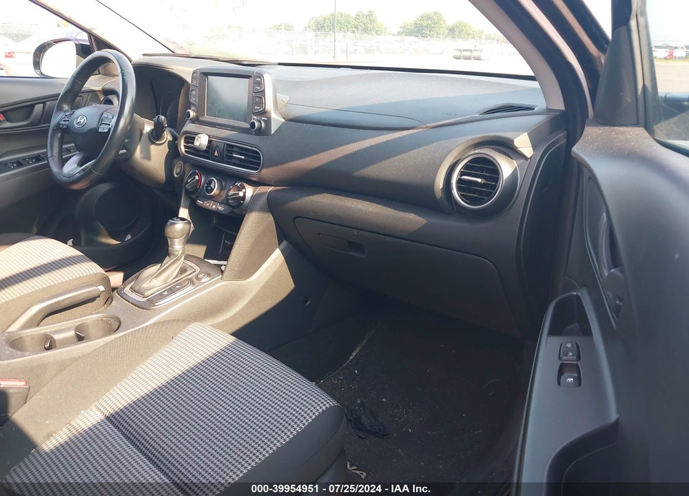 2018 HYUNDAI KONA SEL VIN: KM8K2CAA0JU165435