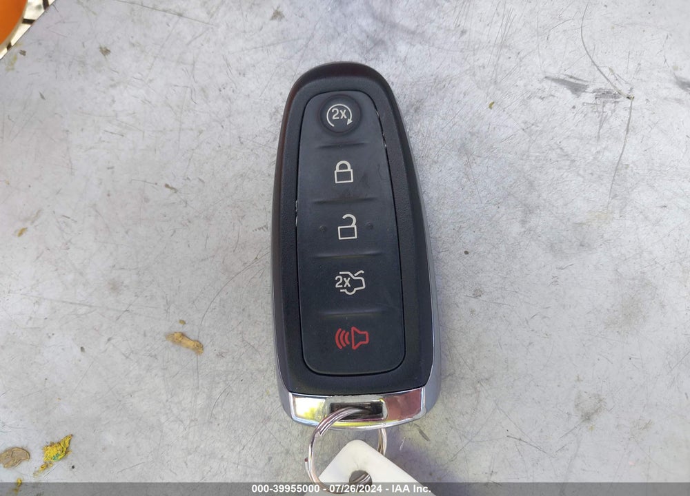 2017 FORD ESCAPE TITANIUM VIN: 1FMCU0J96HUA78779