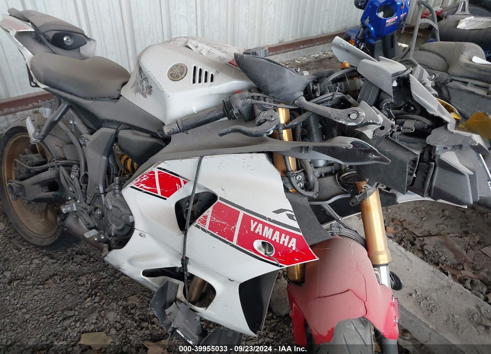 2022 YAMAHA YZFR7 VIN: JYARM38E9NA003859