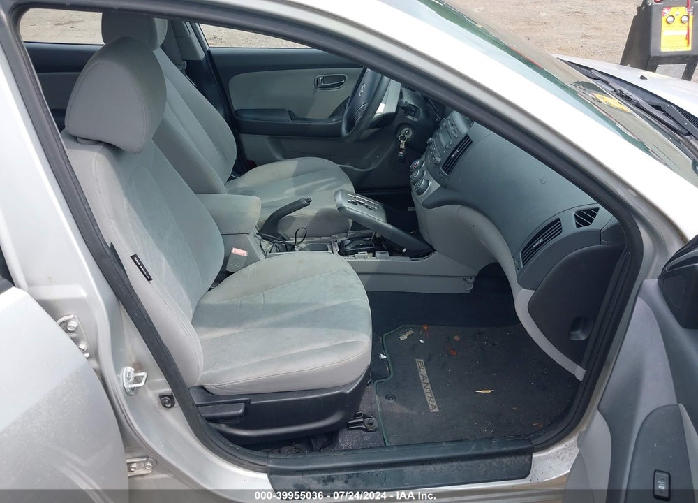 2010 HYUNDAI ELANTRA GLS VIN: KMHDU4AD1AU210272