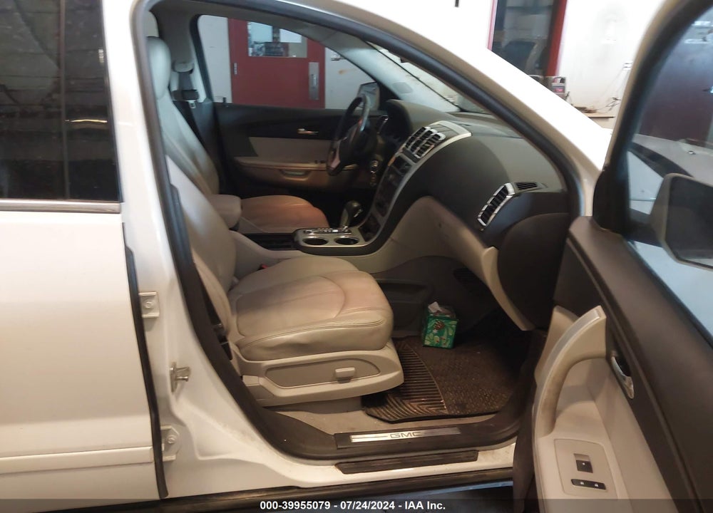 2011 GMC ACADIA SLT-1 VIN: 1GKKVRED1BJ320410