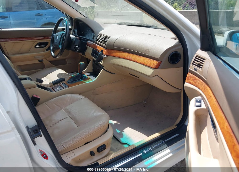 1998 BMW 528I VIN: WBADD6326WGT94168