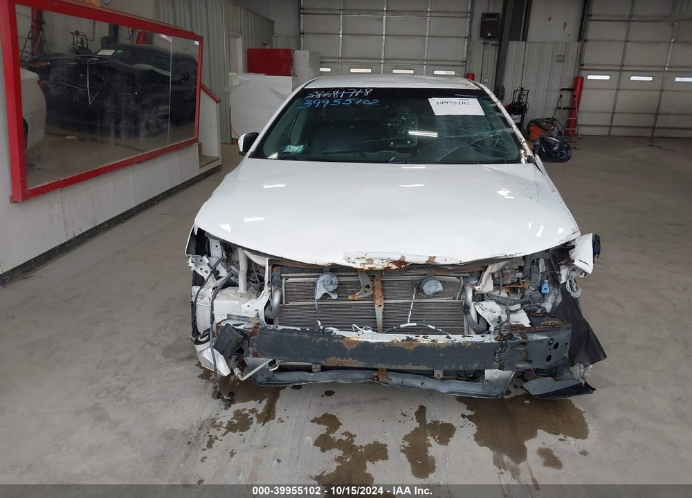 2014 TOYOTA CAMRY HYBRID LE VIN: 4T1BD1FK1EU115830