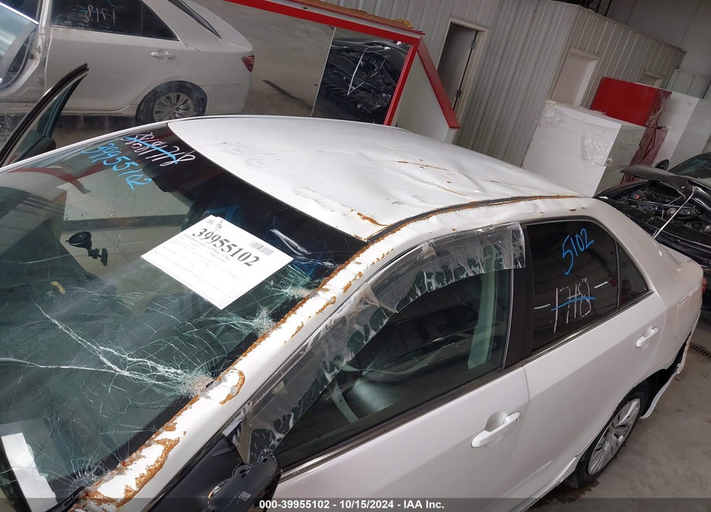 2014 TOYOTA CAMRY HYBRID LE VIN: 4T1BD1FK1EU115830