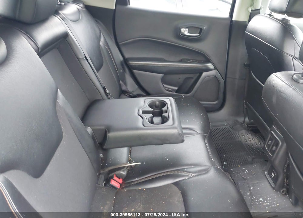 2018 JEEP COMPASS LATITUDE FWD VIN: 3C4NJCBB1JT411947