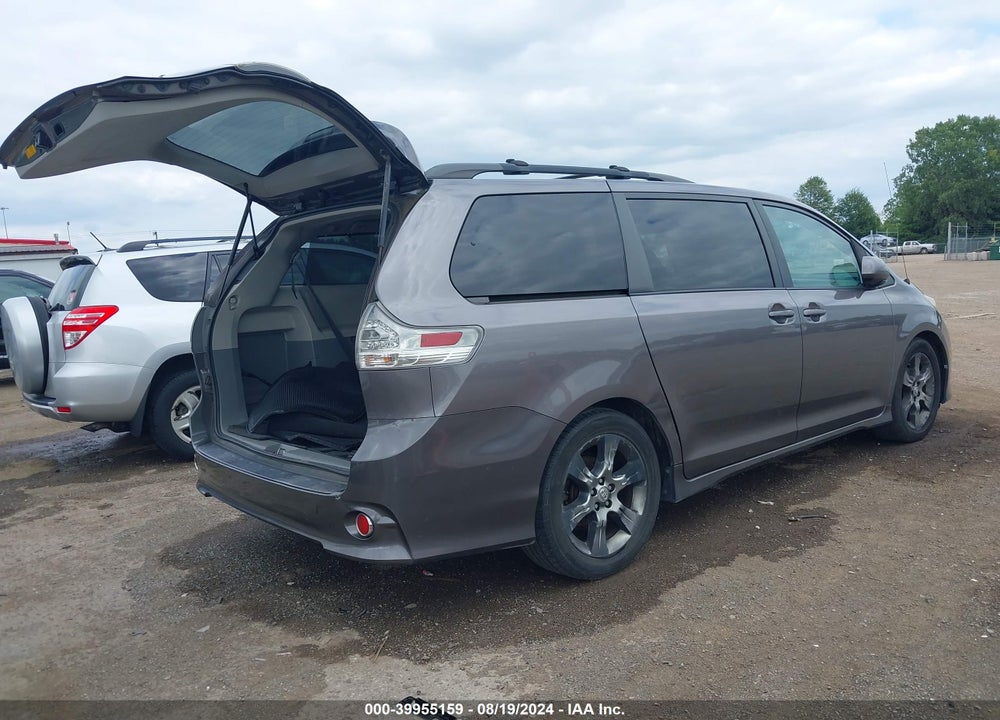 2011 TOYOTA SIENNA SE VIN: 5TDXK3DC8BS103469