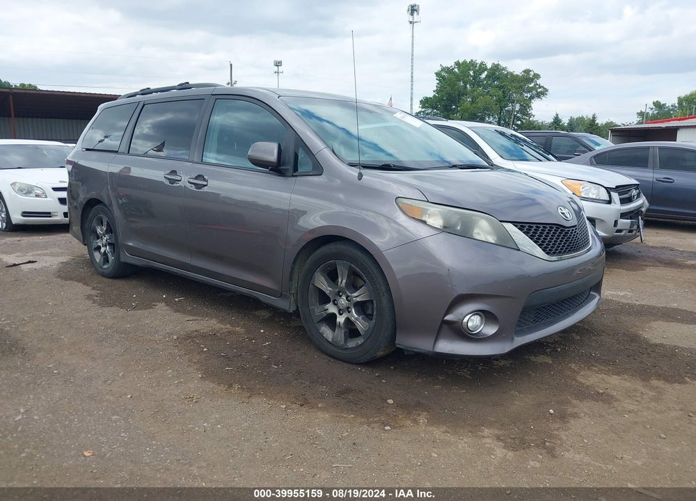 2011 TOYOTA SIENNA SE VIN: 5TDXK3DC8BS103469