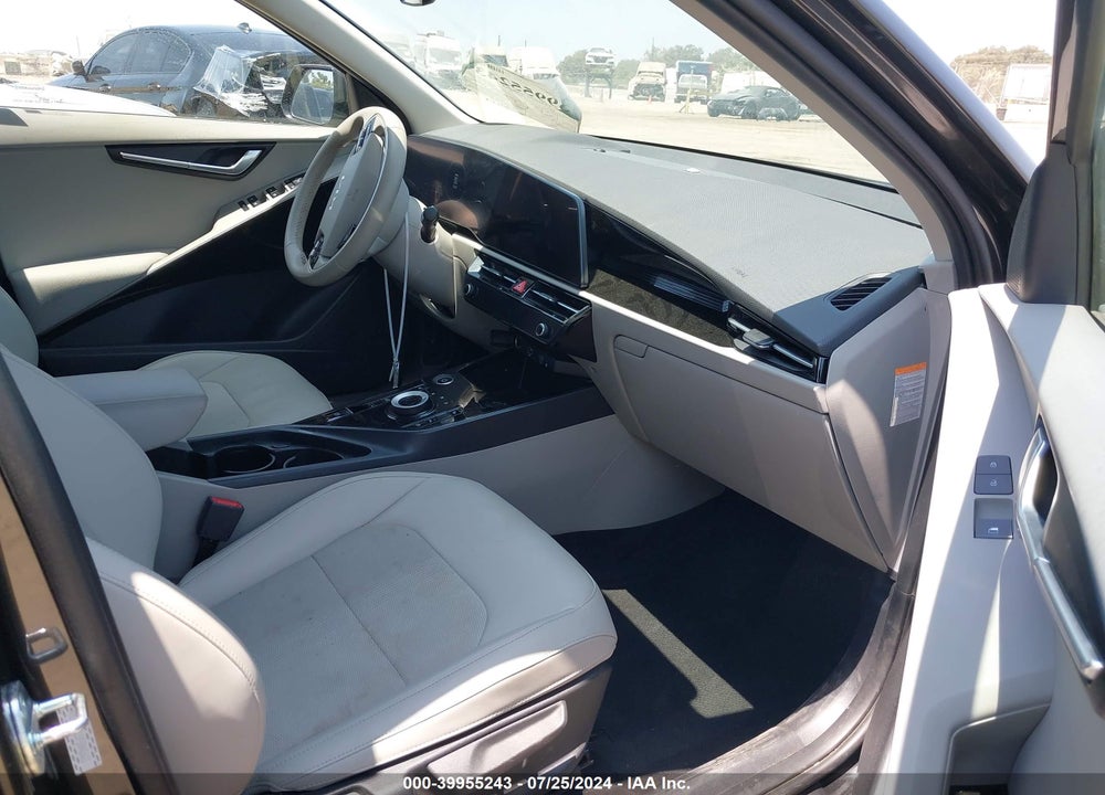 2023 KIA NIRO EV WIND VIN: KNDCR3L11P5042621