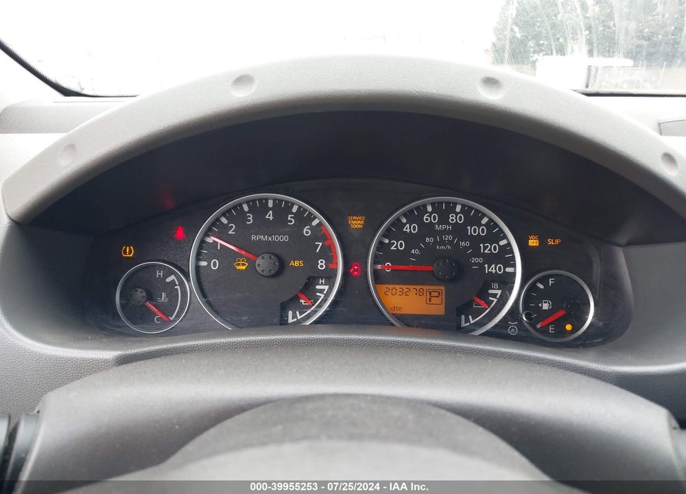 2005 NISSAN XTERRA SE VIN: 5N1AN08UX5C628405