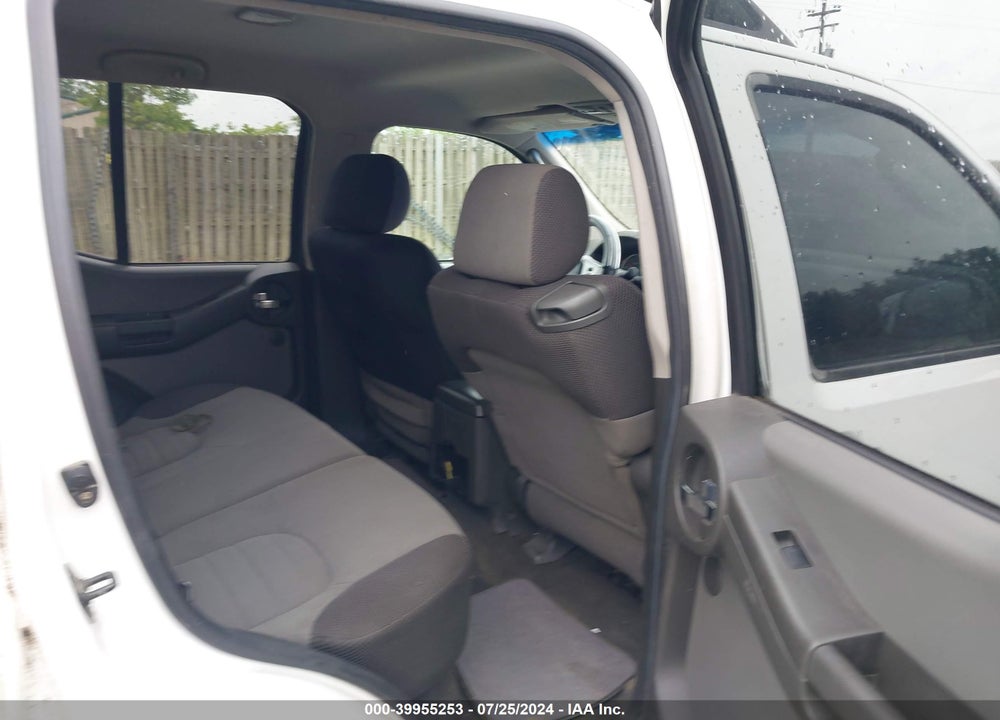 2005 NISSAN XTERRA SE VIN: 5N1AN08UX5C628405