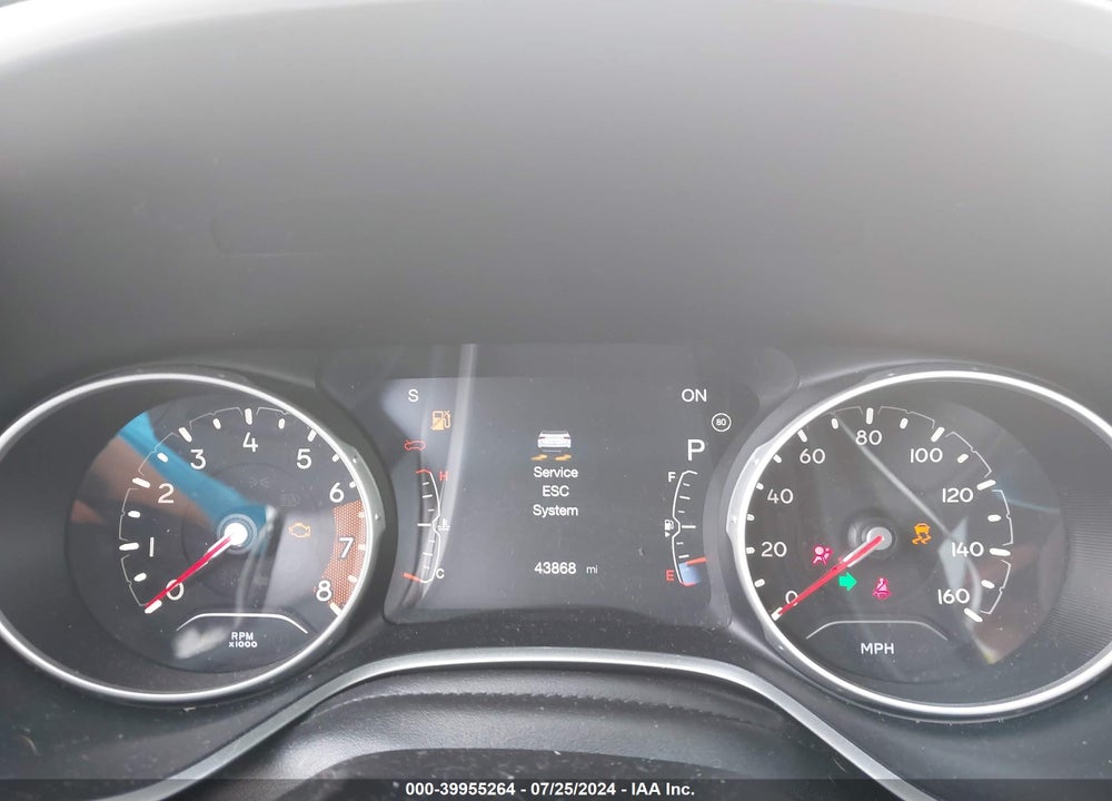 2018 JEEP COMPASS LATITUDE FWD VIN: 3C4NJCBB8JT137548
