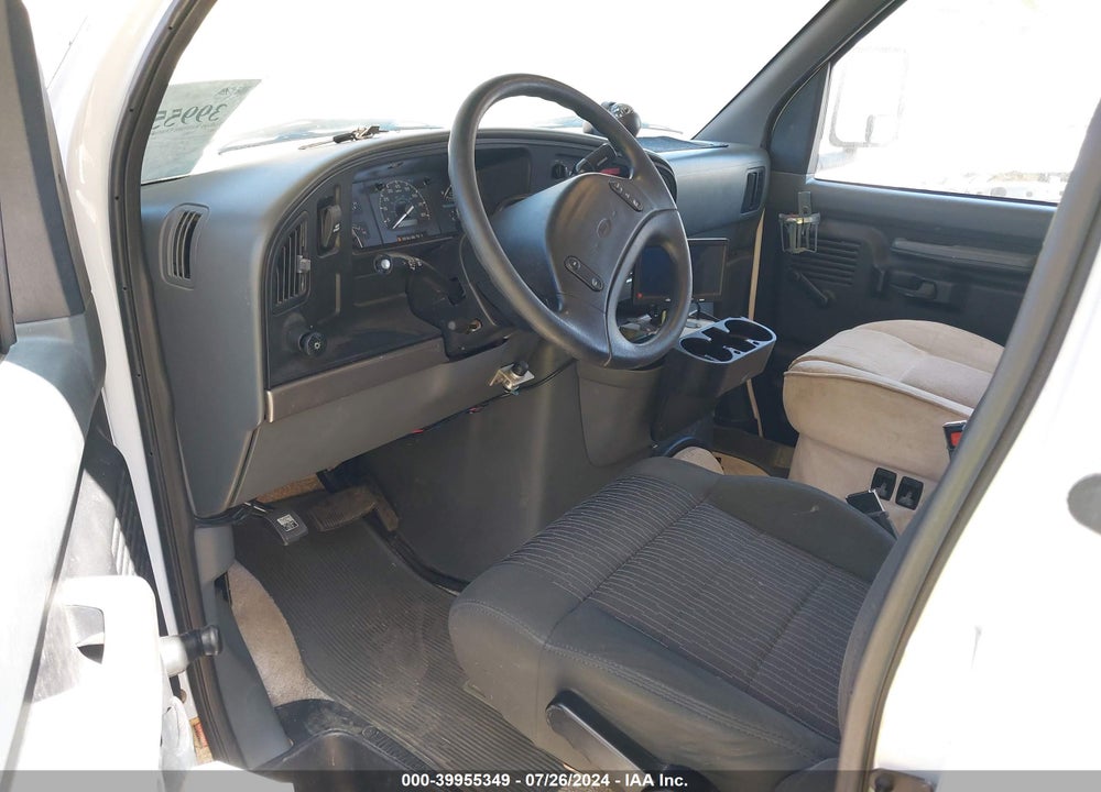 1996 FORD ECONOLINE VIN: 1FDKE30G8THB67734