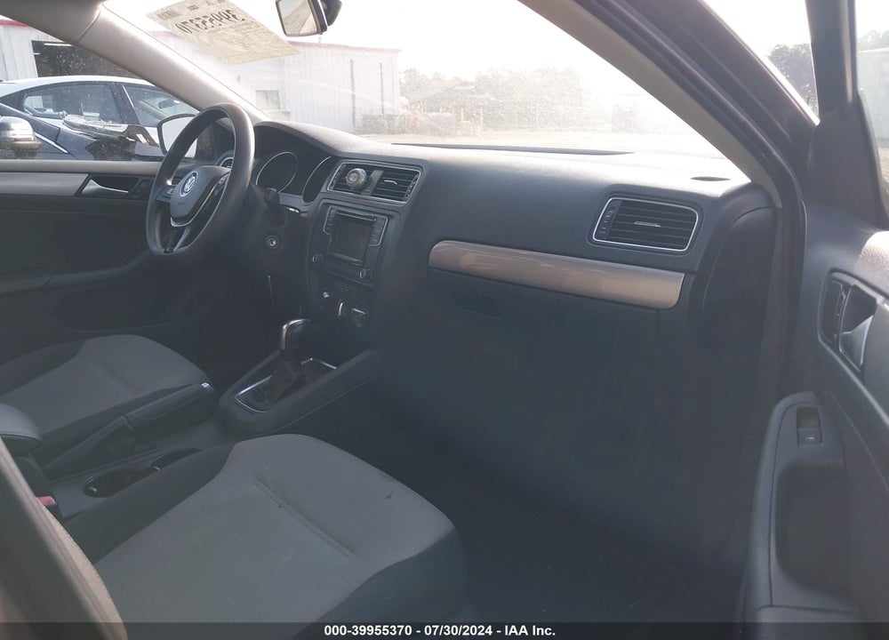 2017 VOLKSWAGEN JETTA 1.4T S VIN: 3VW2B7AJ2HM408718