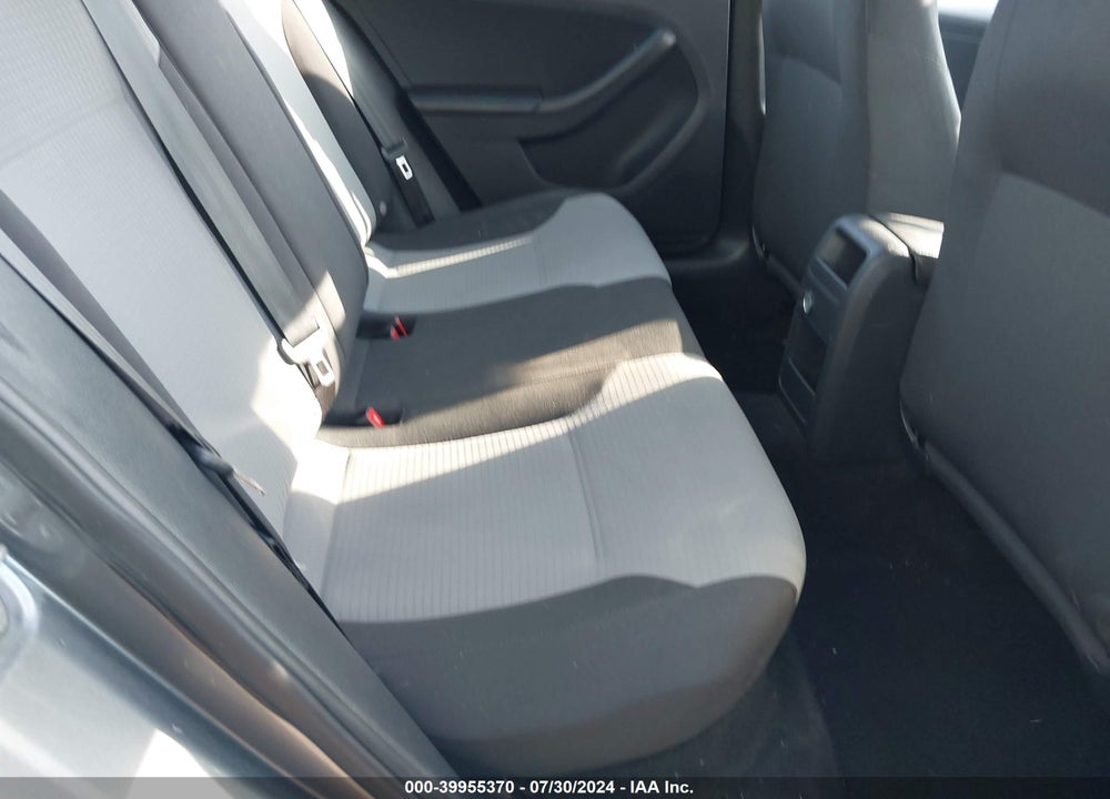 2017 VOLKSWAGEN JETTA 1.4T S VIN: 3VW2B7AJ2HM408718