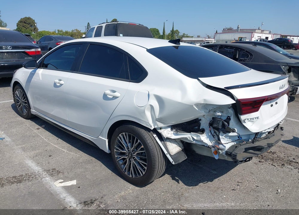 2023 KIA FORTE GT LINE VIN: 3KPF54ADXPE552188