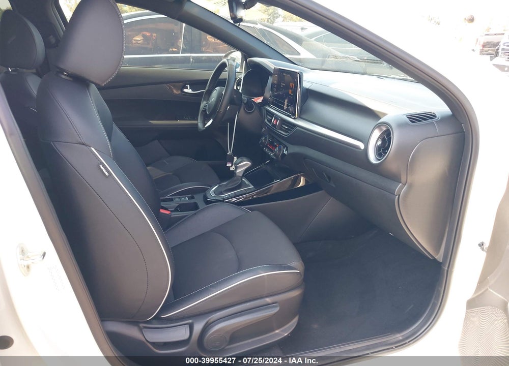 2023 KIA FORTE GT LINE VIN: 3KPF54ADXPE552188