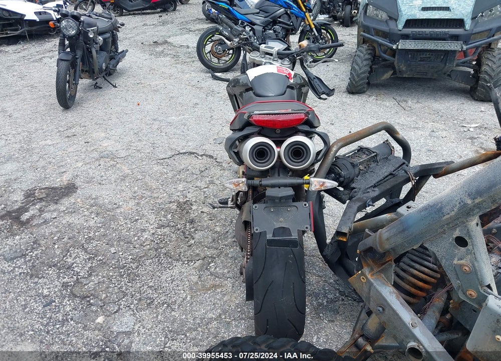 2008 DUCATI HYPERMOTARD 1100/S VIN: ZDM1YACPX8B005920