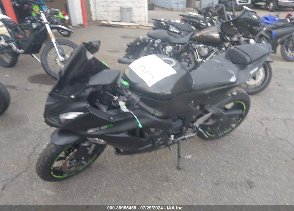 2012 KAWASAKI ZX600 R VIN: JKAZX4R12CA037534