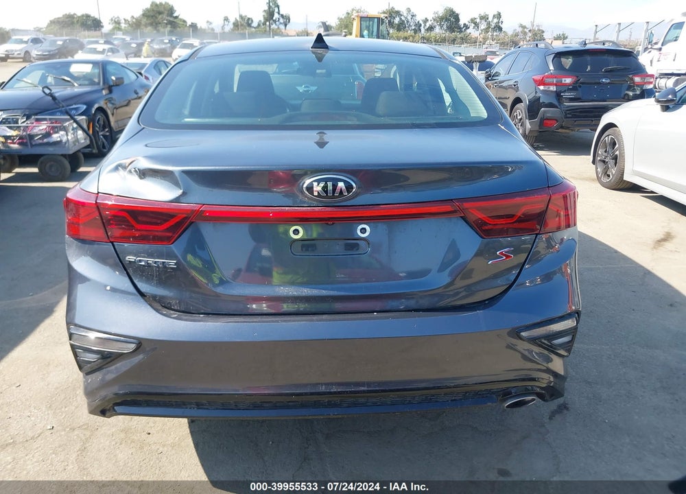 2019 KIA FORTE S VIN: 3KPF34AD0KE081716