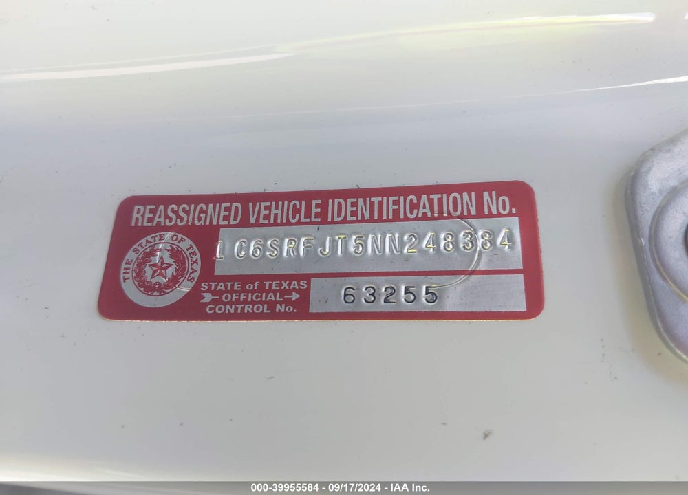 2022 RAM 1500 LAIE  4X4 5'7 BOX VIN: 1C6SRFJT5NN248384