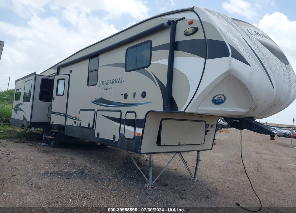 2016 COACHMEN CHAPPARAL M-390QSMB VIN: 5ZT3CH4B6GA313233