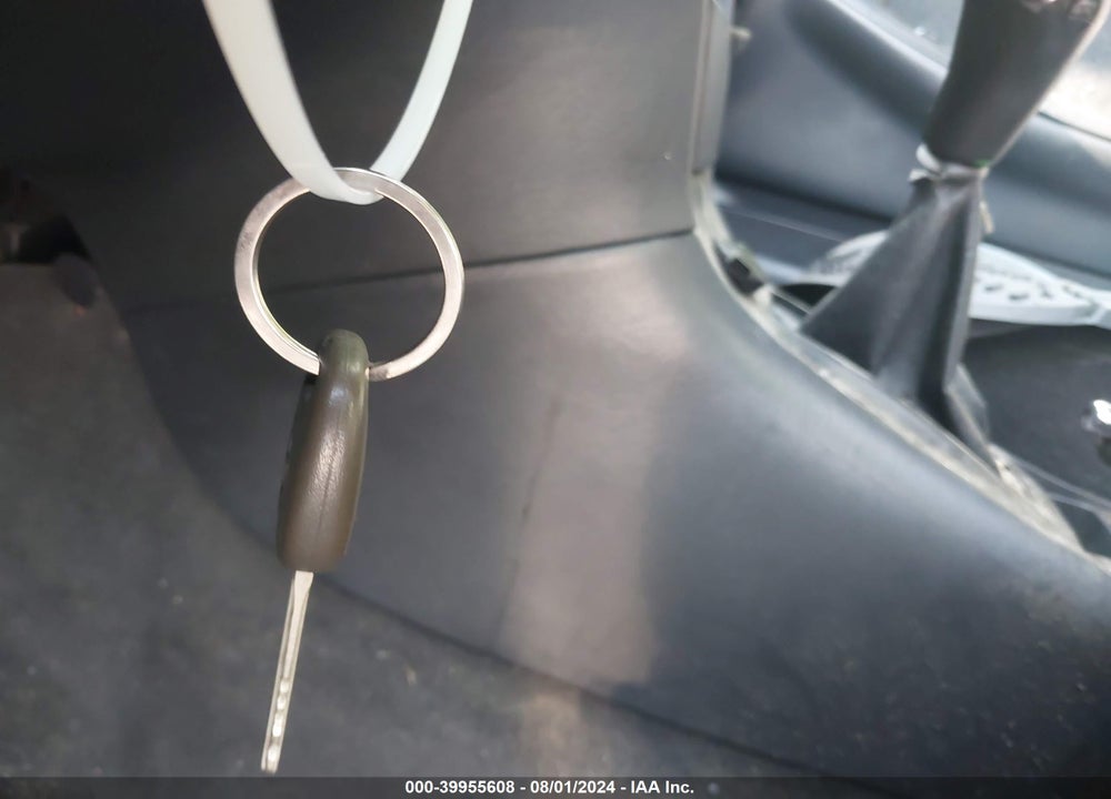 2008 TOYOTA COROLLA CE/LE/S VIN: 2T1BR32E48C908462