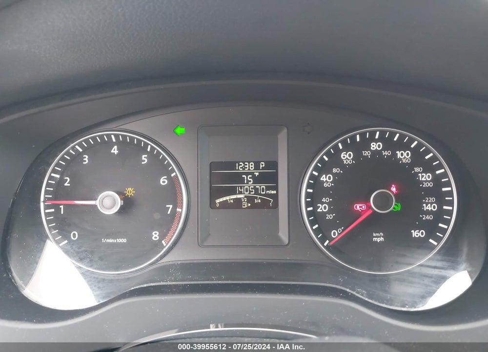 2014 VOLKSWAGEN JETTA 1.8T SE VIN: 3VWD17AJ4EM286175