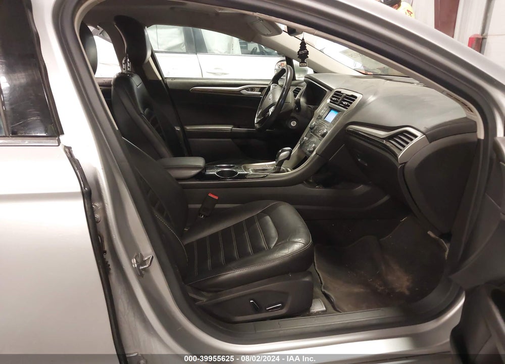 2013 FORD FUSION SE VIN: 3FA6P0HR1DR177659