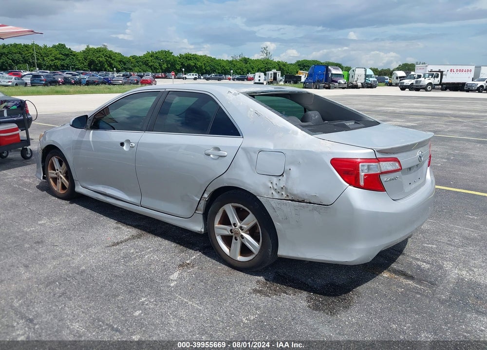 2013 TOYOTA CAMRY SE VIN: 4T1BF1FK1DU238035