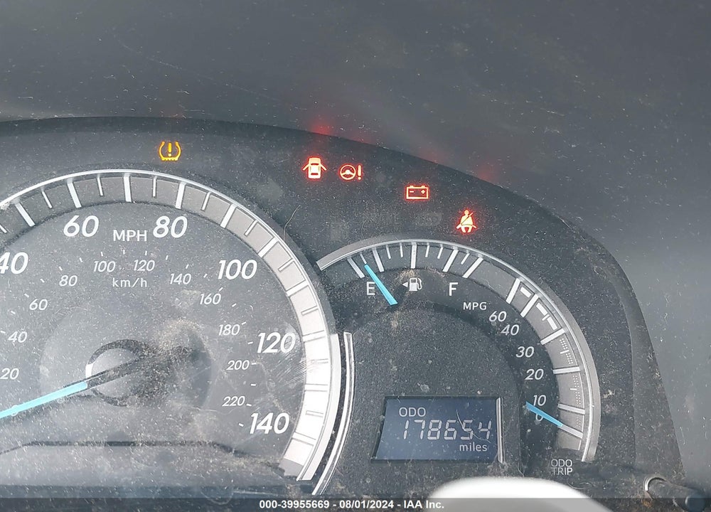 2013 TOYOTA CAMRY SE VIN: 4T1BF1FK1DU238035