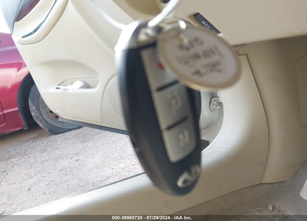 2017 INFINITI QX50 VIN: JN1BJ0RR8HM405330