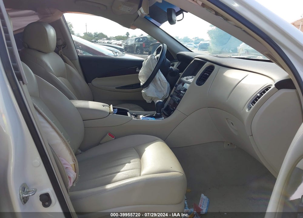 2017 INFINITI QX50 VIN: JN1BJ0RR8HM405330